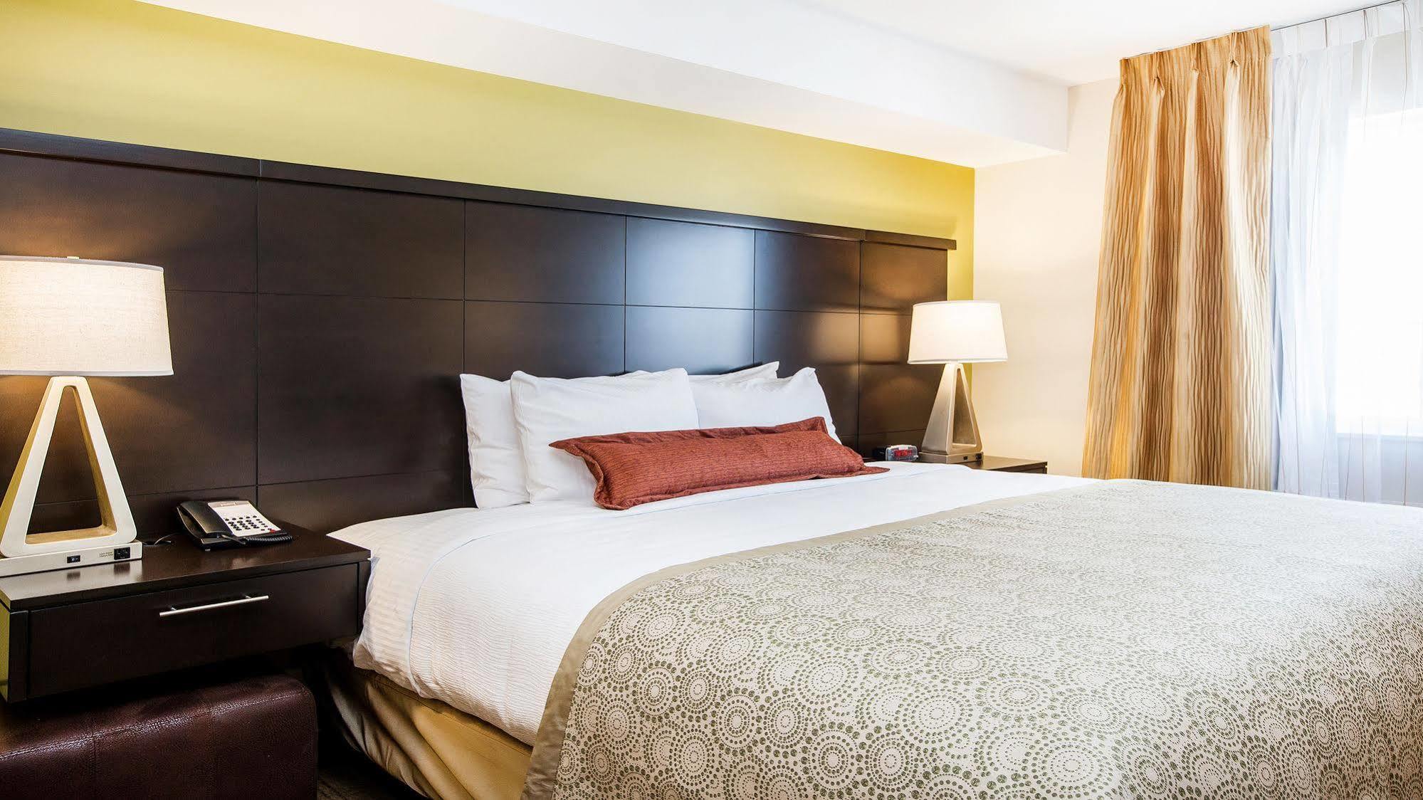 Staybridge Suites West Edmonton By Ihg Eksteriør billede